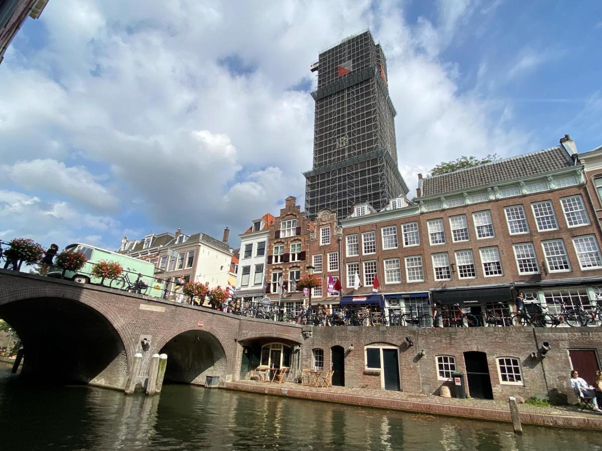 Bed and Breakfast Slapen Onder De Dom Utrecht Exterior foto